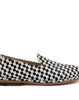 HAND 06 – Woven slippers