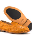 HAND 06 – Woven slippers
