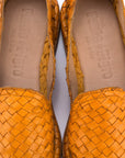 HAND 06 – Woven slippers