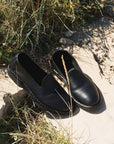 HAND 06 – Leather slippers