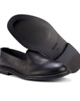 HAND 06 – Leather slippers