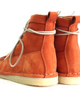 HAND 72 – Suede boots