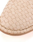 HAND 06 WOVEN SLIPPERS – Natural