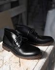 MR JOHN DESERT BOOTS – Black
