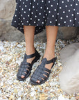 SAN 18 – Black