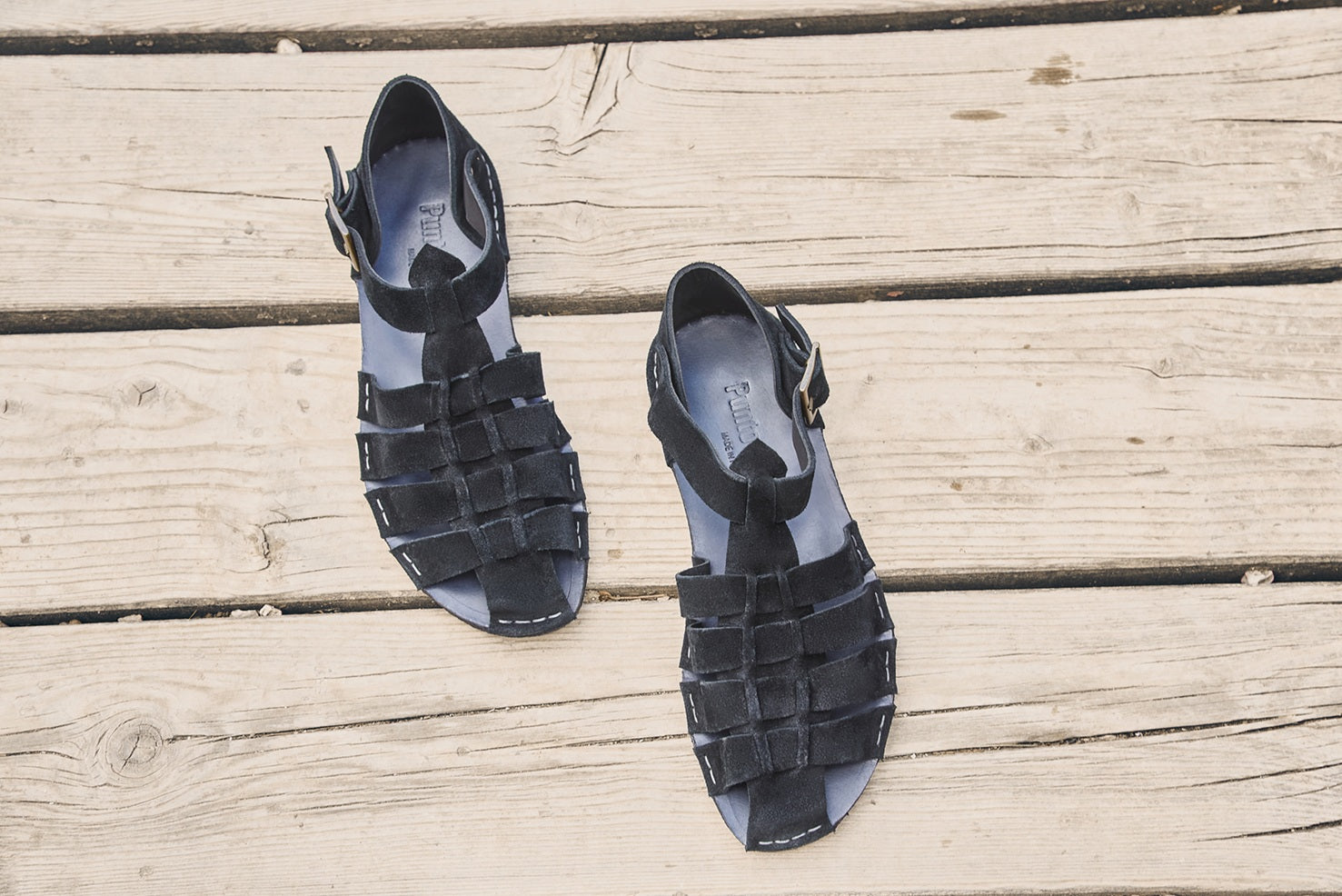 Punto Pigro is a casual luxury brand - Official Store