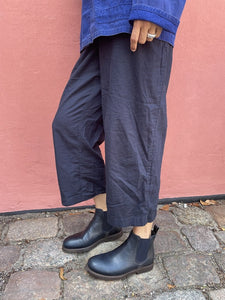 DRESS 04 CHELSEA BOOTS – Black