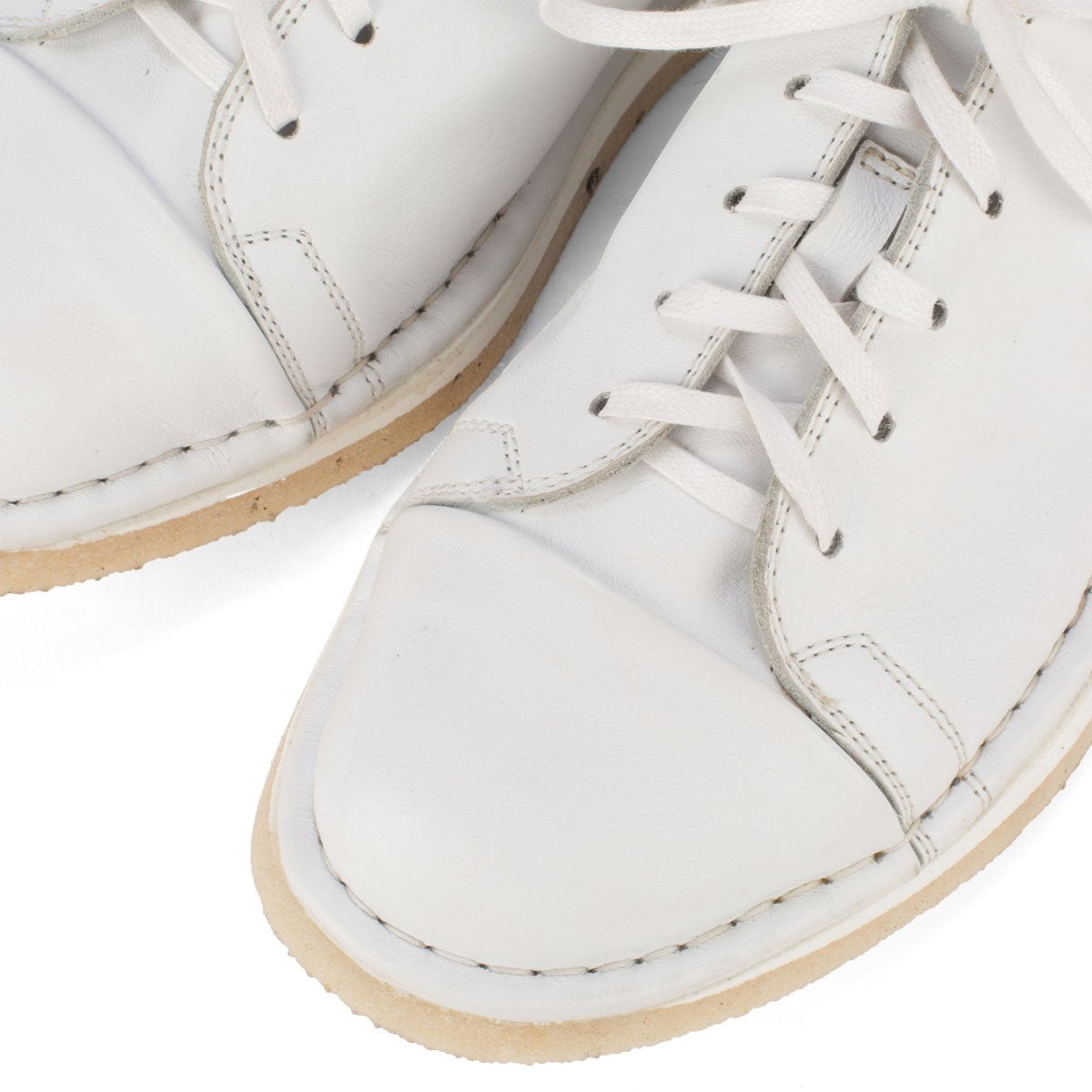 HAND 02 W – White