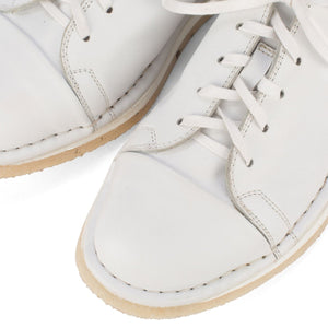 HAND 02 W – White