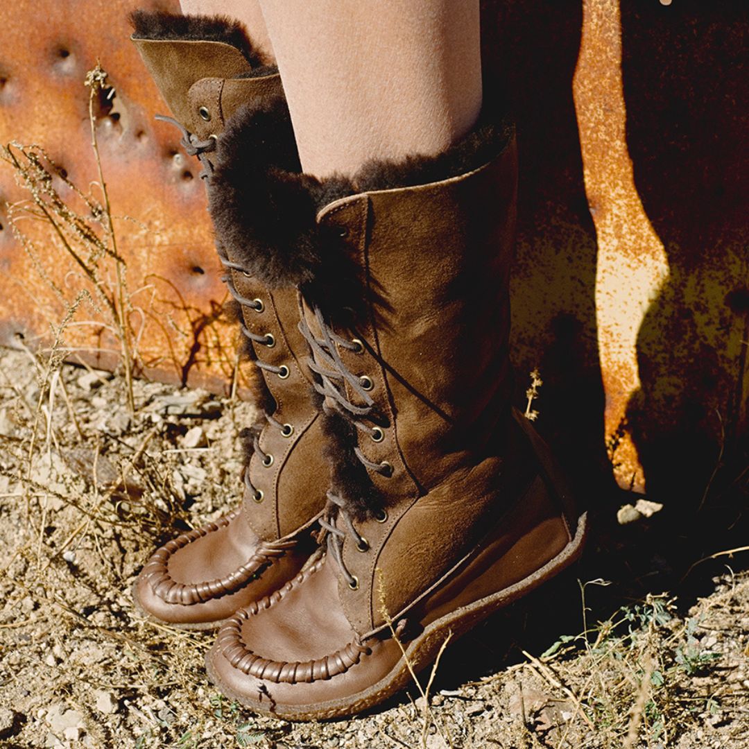 Eschimese Brown– Laced high boots