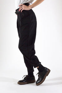 COLLEGE 01 – Black