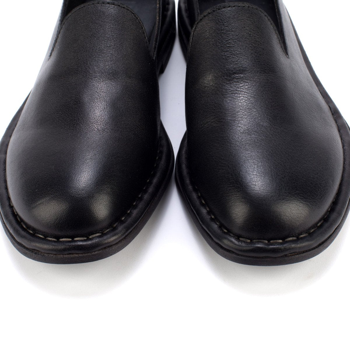 HAND 06 SLIPPERS – Black
